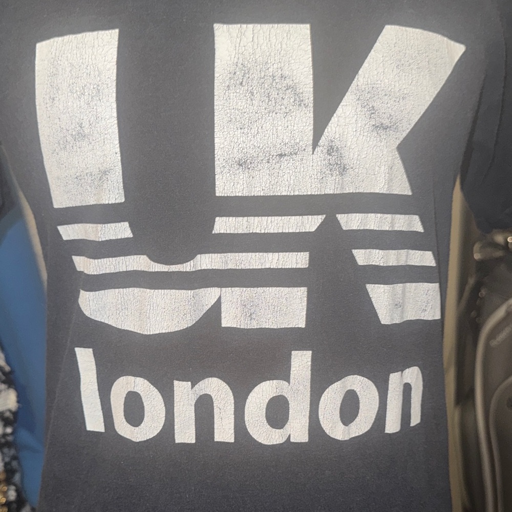 Fruit of the Loom UK London Graphic T-Shirt Souvenir Vintage Black & White Small - Picture 5 of 7